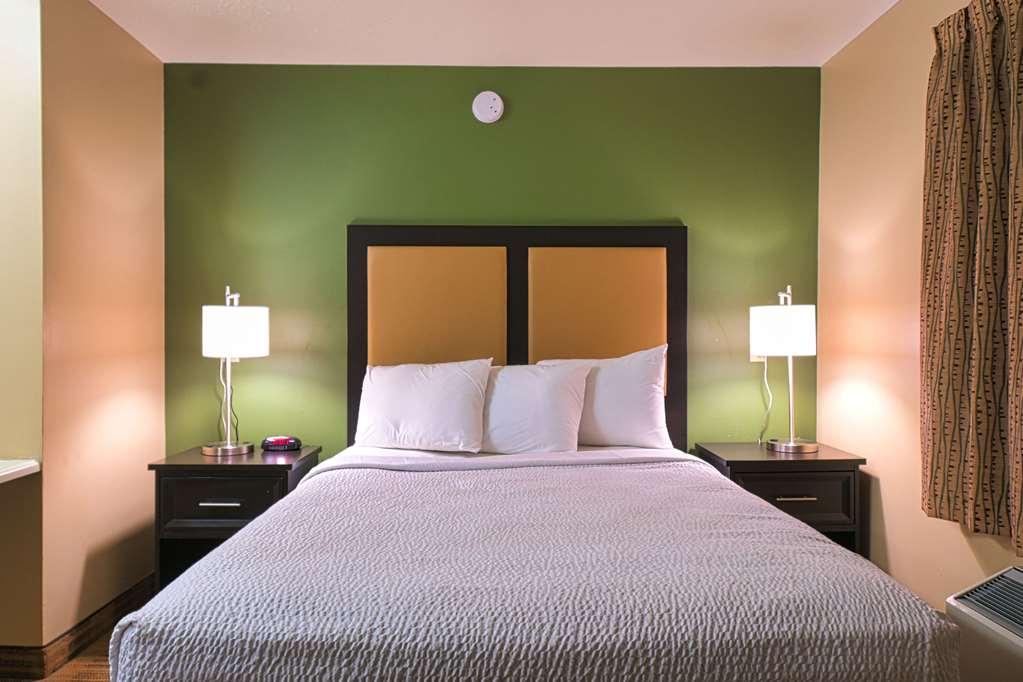 Suburban Studios Louisville East Quarto foto