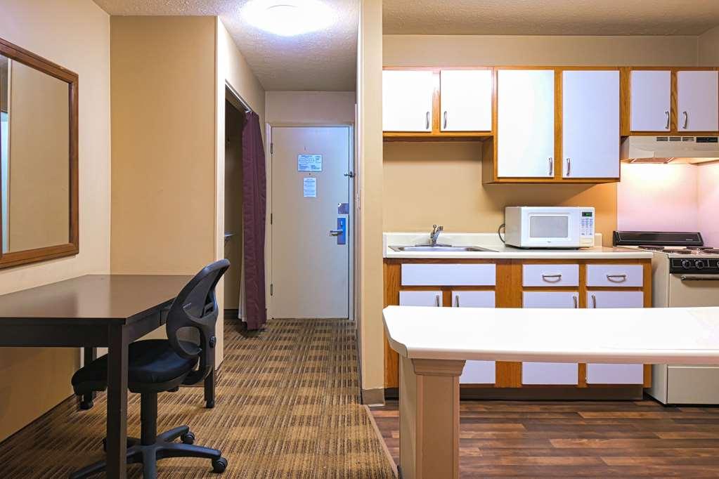 Suburban Studios Louisville East Quarto foto