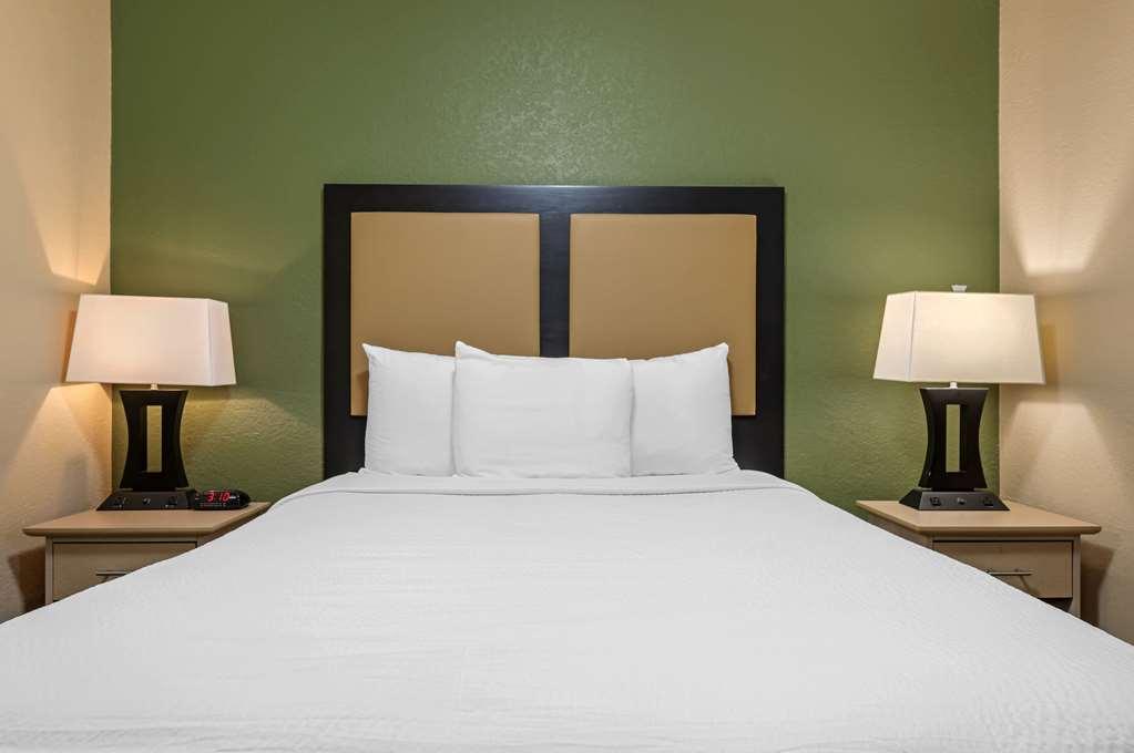 Suburban Studios Louisville East Quarto foto