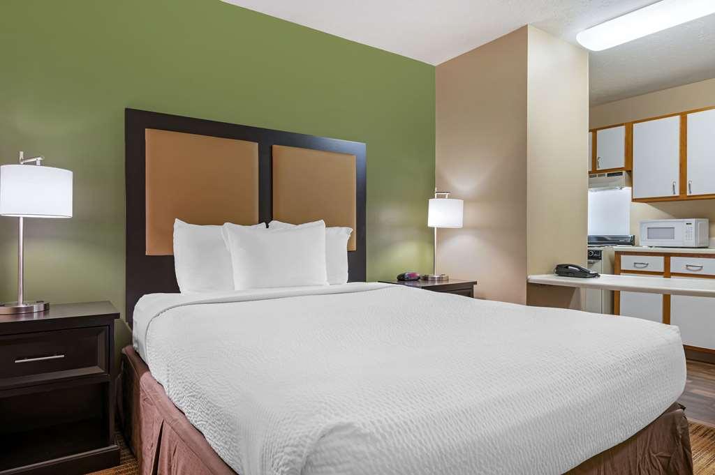 Suburban Studios Louisville East Quarto foto