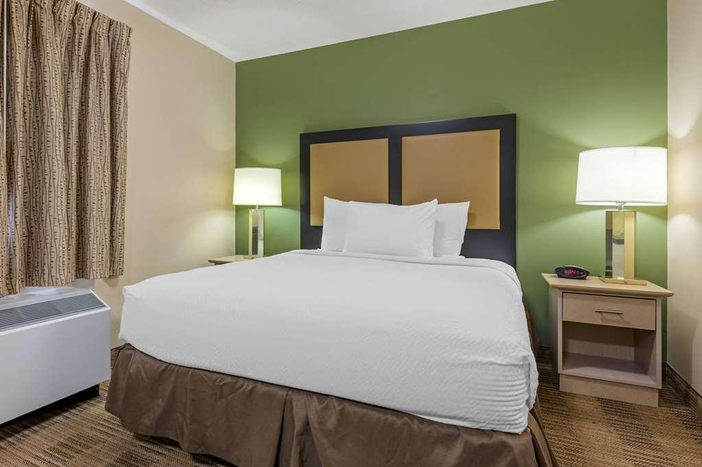 Suburban Studios Louisville East Quarto foto