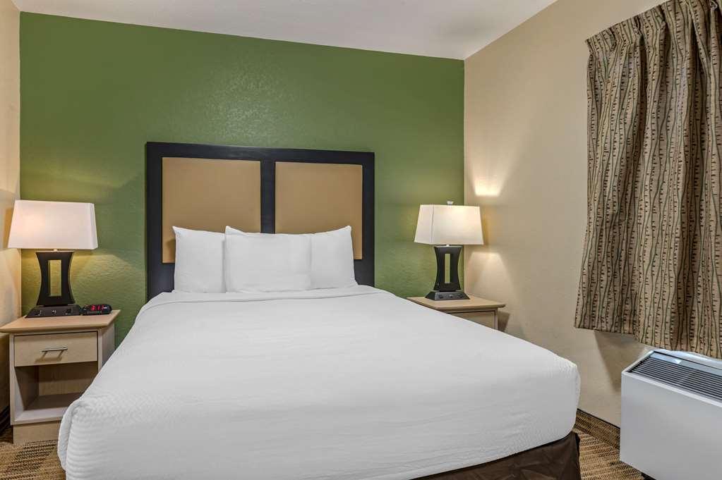 Suburban Studios Louisville East Quarto foto