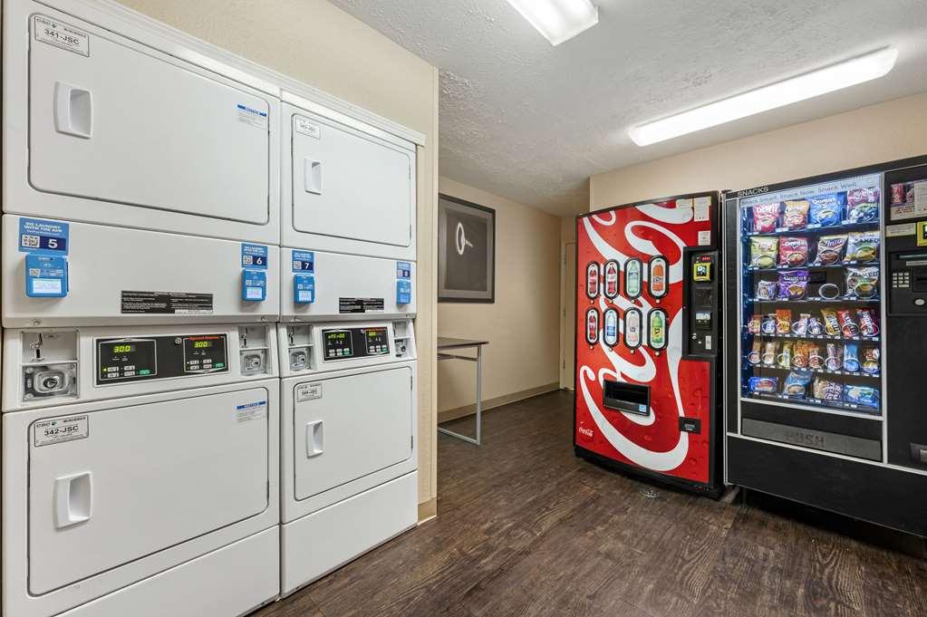Suburban Studios Louisville East Facilidades foto